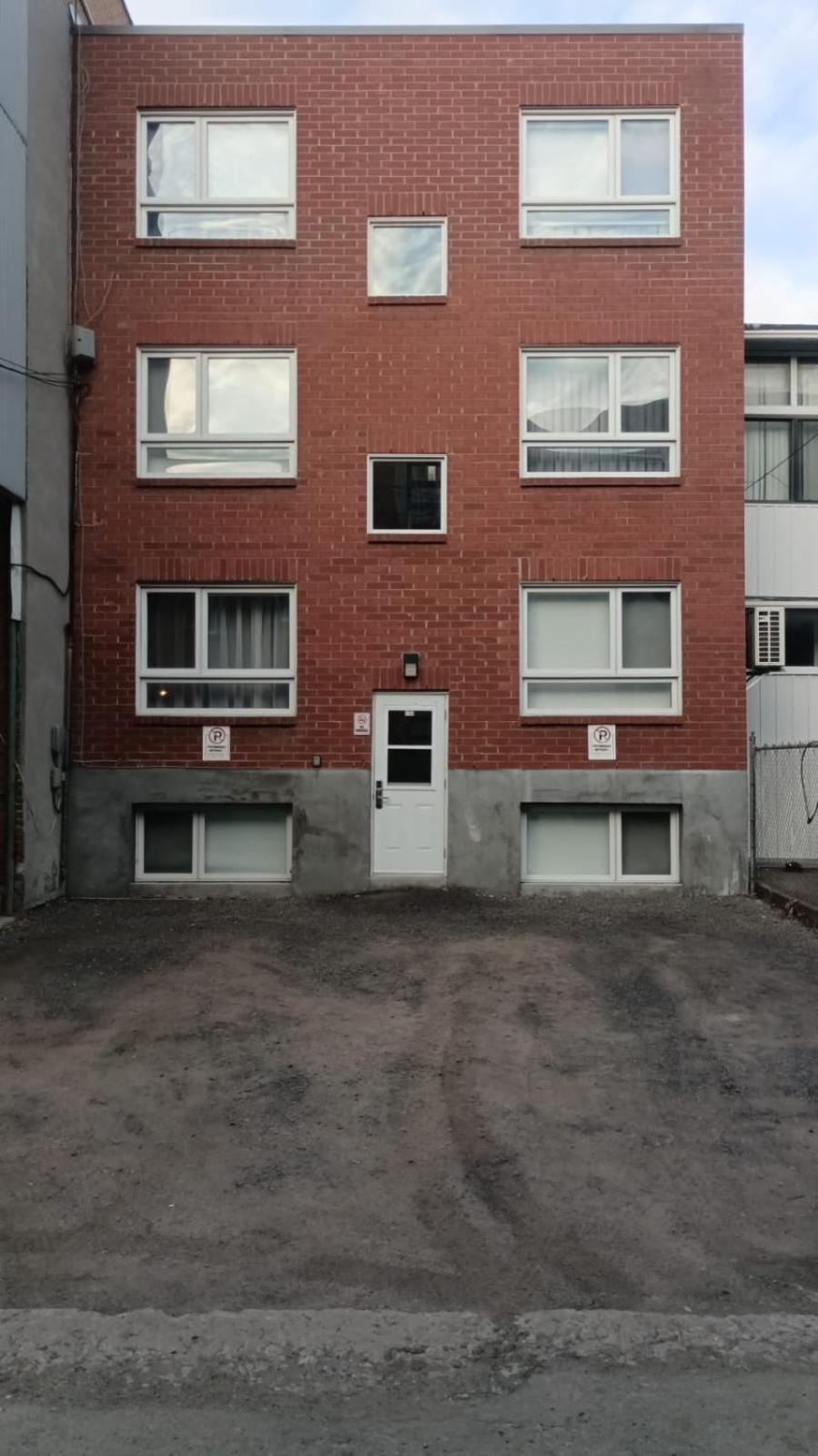 Romantic Studio In The Heart Of Little Italy By Den Stays Montreal Zewnętrze zdjęcie